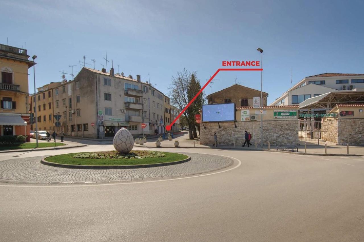 Julie City Centre Porec Apartment Екстер'єр фото